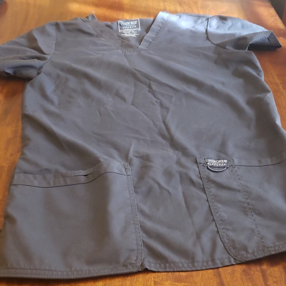 Scrub top - Picture 2 of 2